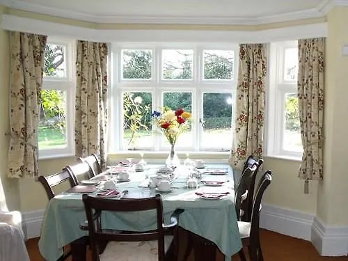 Church Farm Accommodation 비켄힐 팜스테이